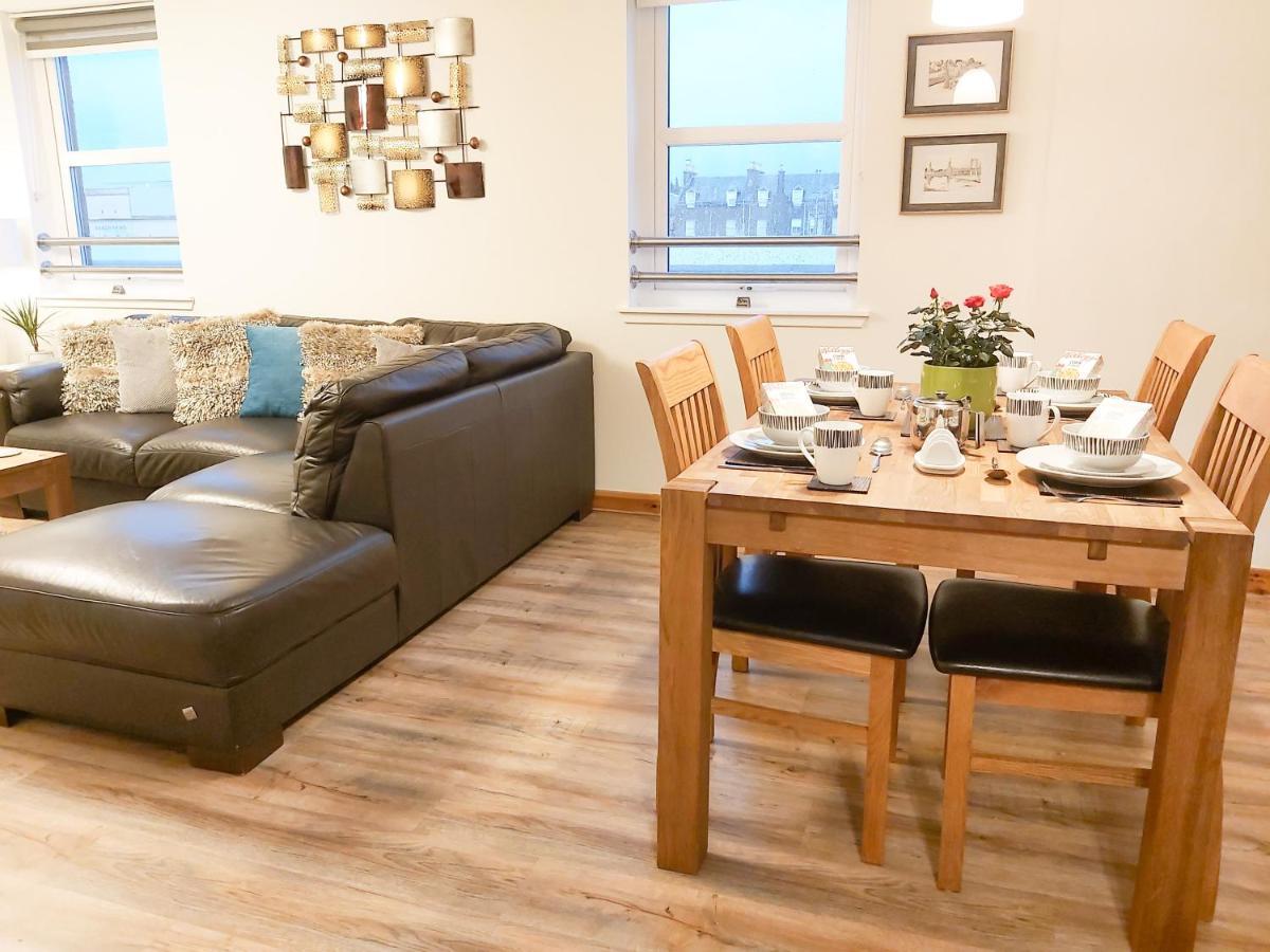 Inverness City Centre Apartment With Elevator And Google Chromecast Extérieur photo