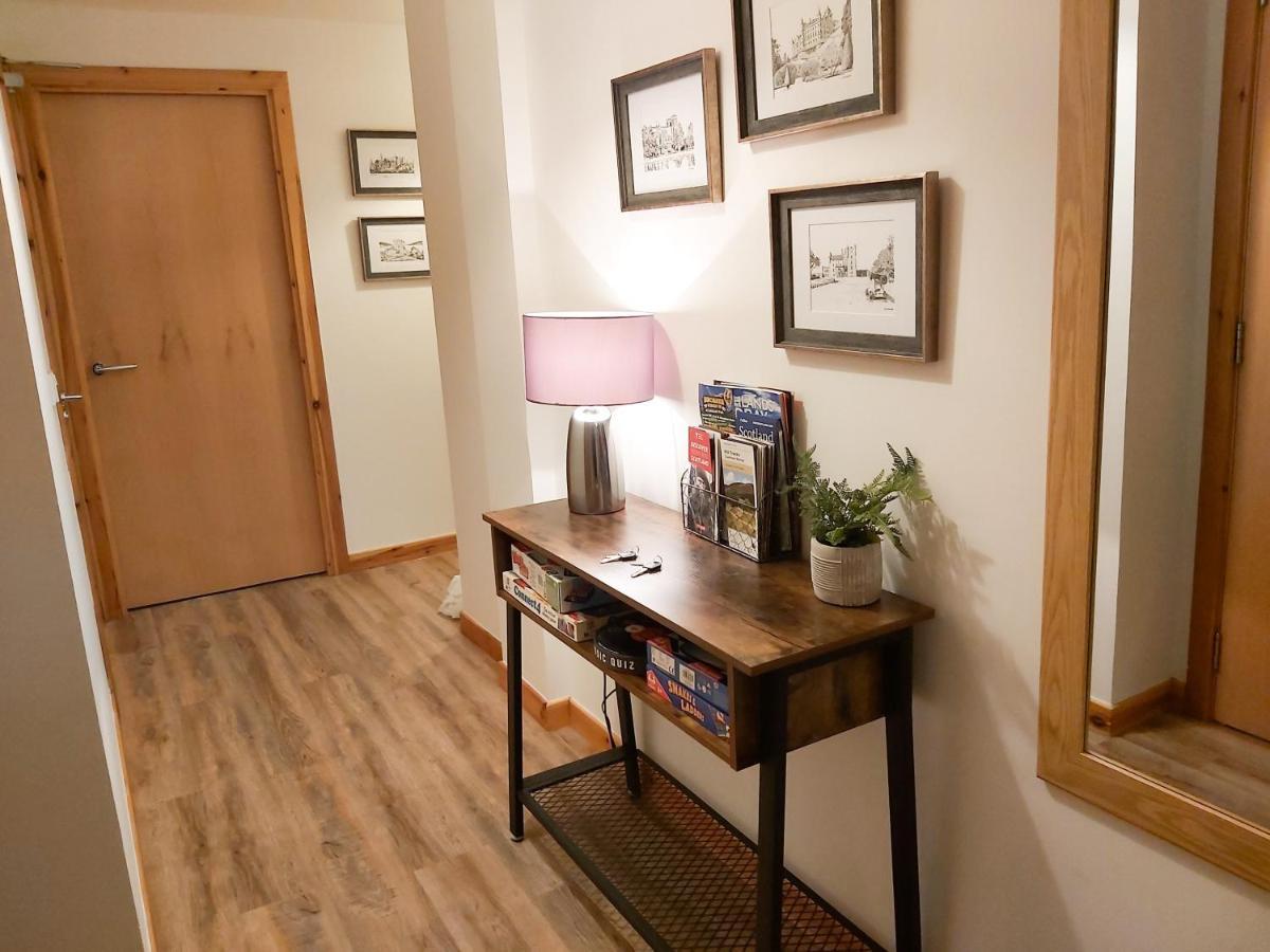 Inverness City Centre Apartment With Elevator And Google Chromecast Extérieur photo